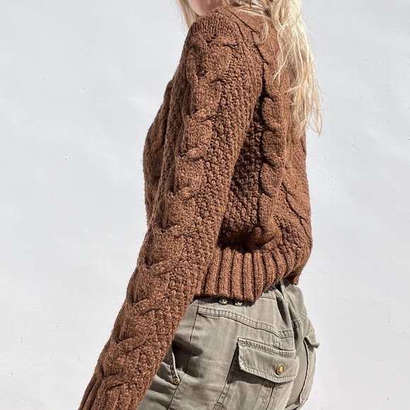 American Eagle brown knit sweater Size S, chunky sweater - Picture 4 of 4